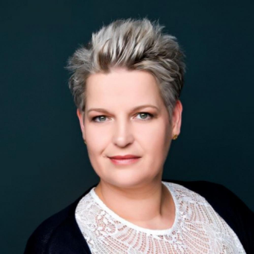 Jacqueline  Pflug 